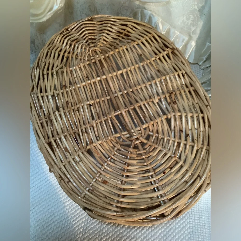LG VINTAGE FARM TABLE OVAL BASKET